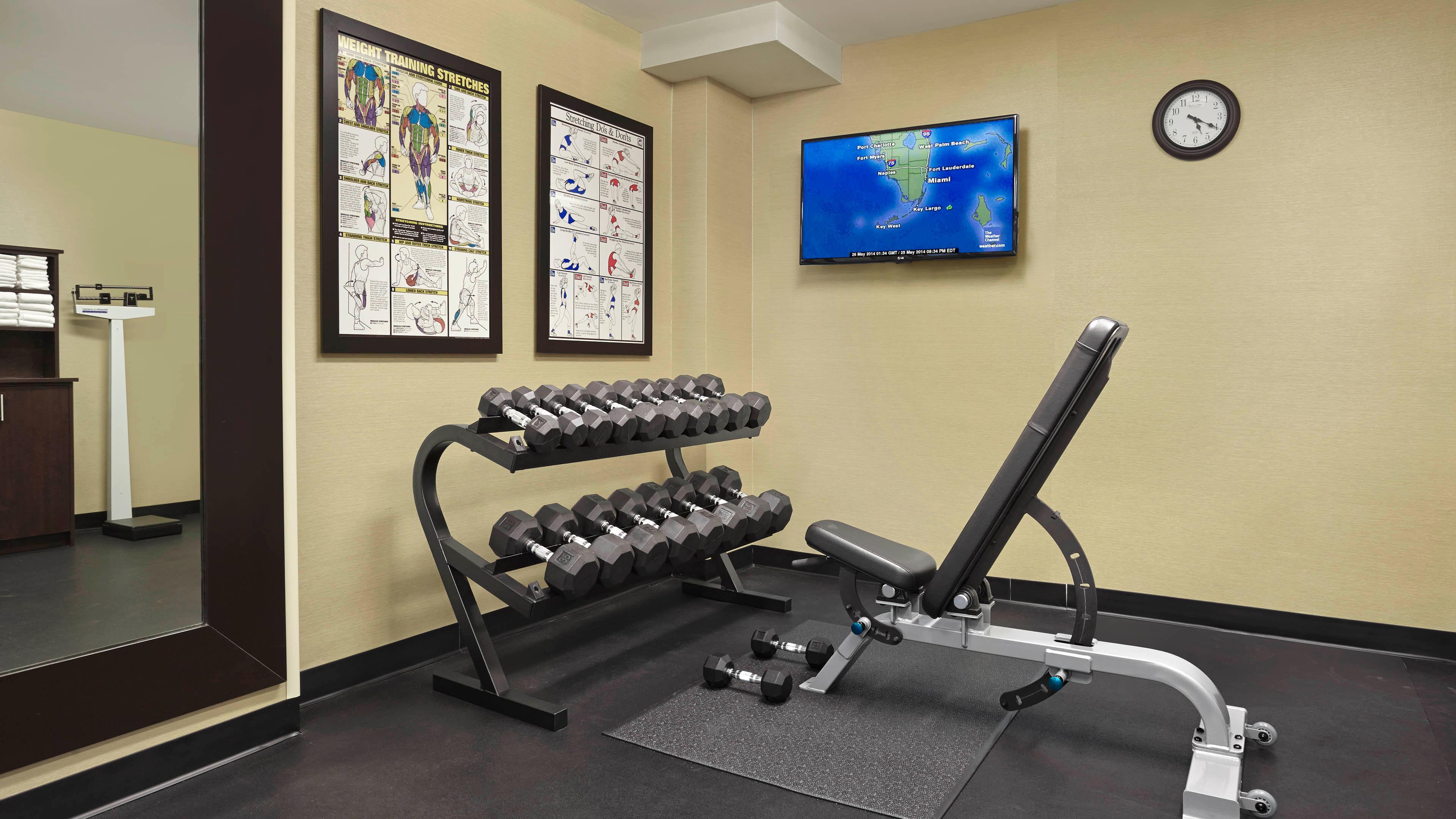 Holiday Inn Express & Suites Naples Downtown - 5Th Avenue By Ihg Екстериор снимка
